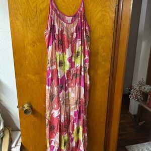 Floral Pink and White Women's Nightgown